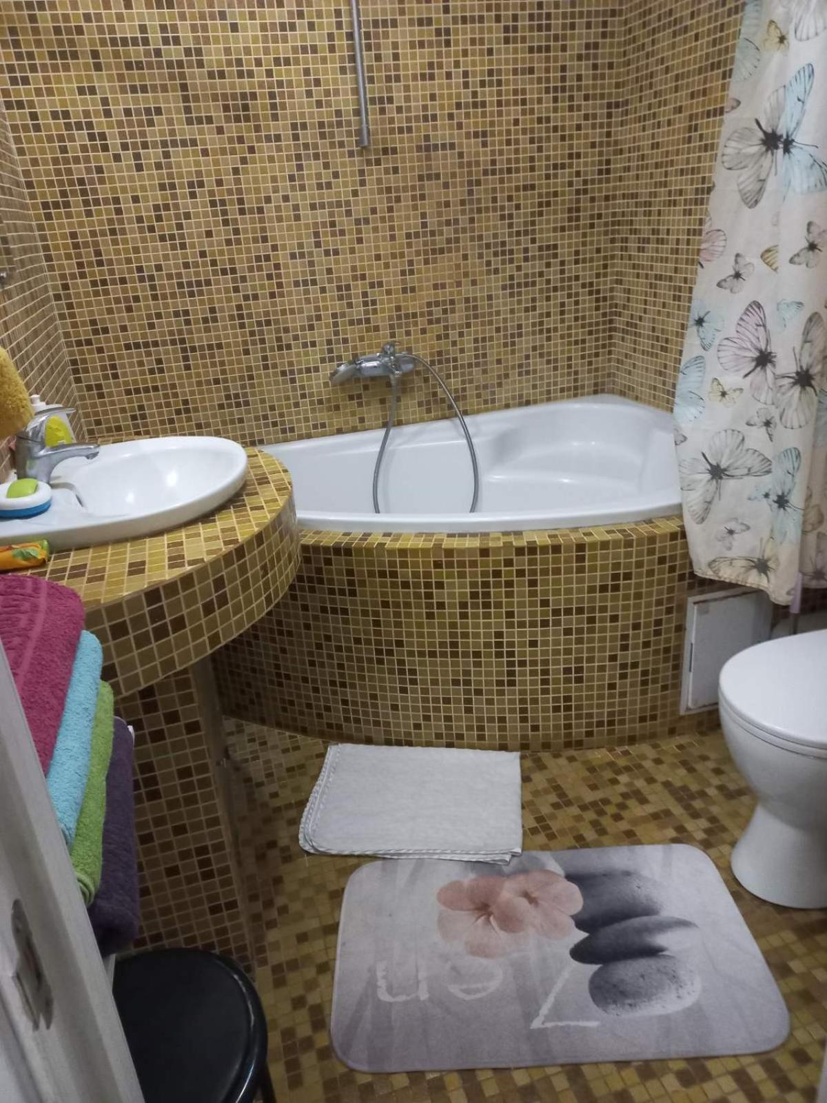 Шикарная 2К Квартира Центральный Парк Университет 70М Irpin Buitenkant foto