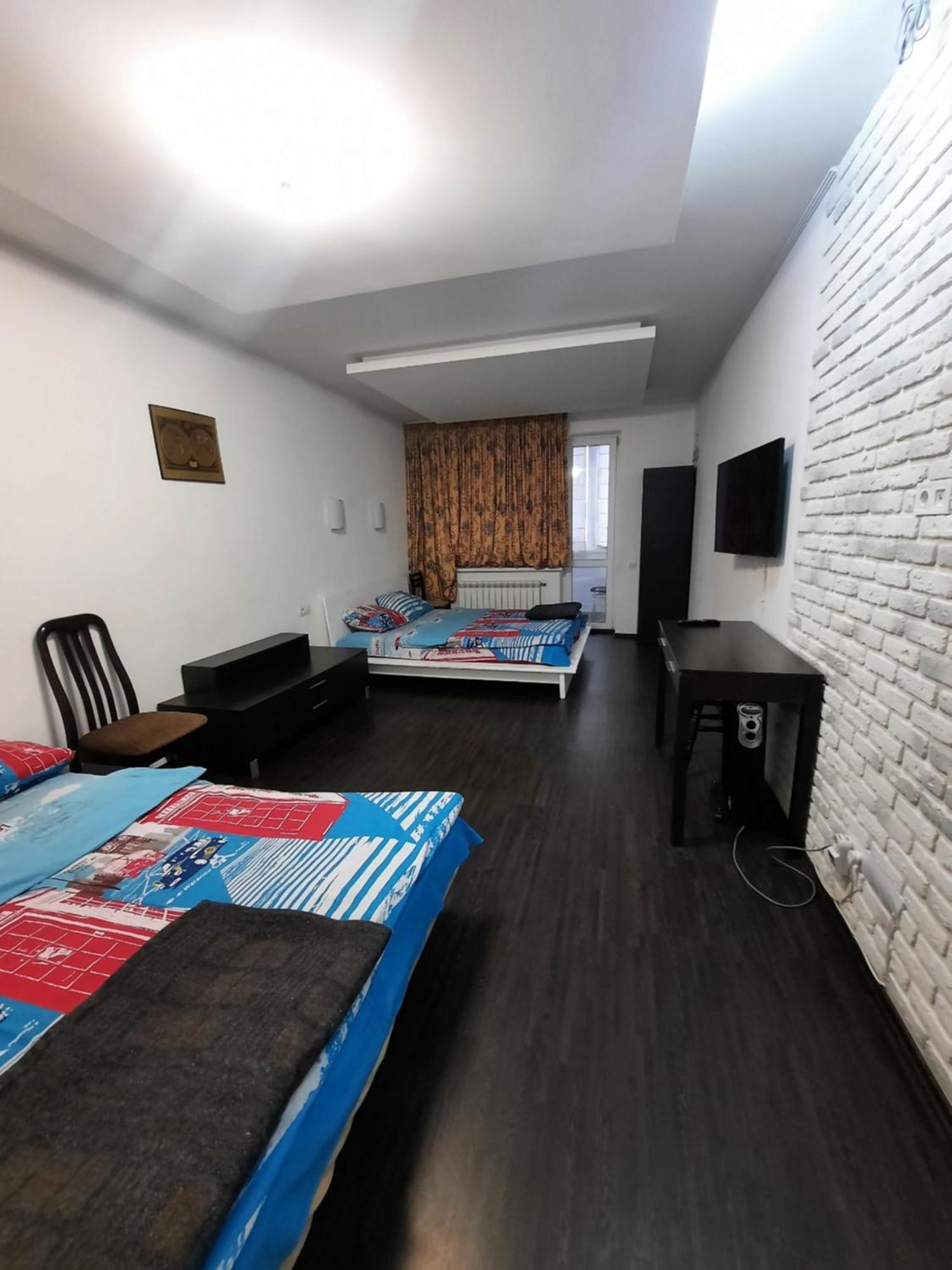 Шикарная 2К Квартира Центральный Парк Университет 70М Irpin Buitenkant foto